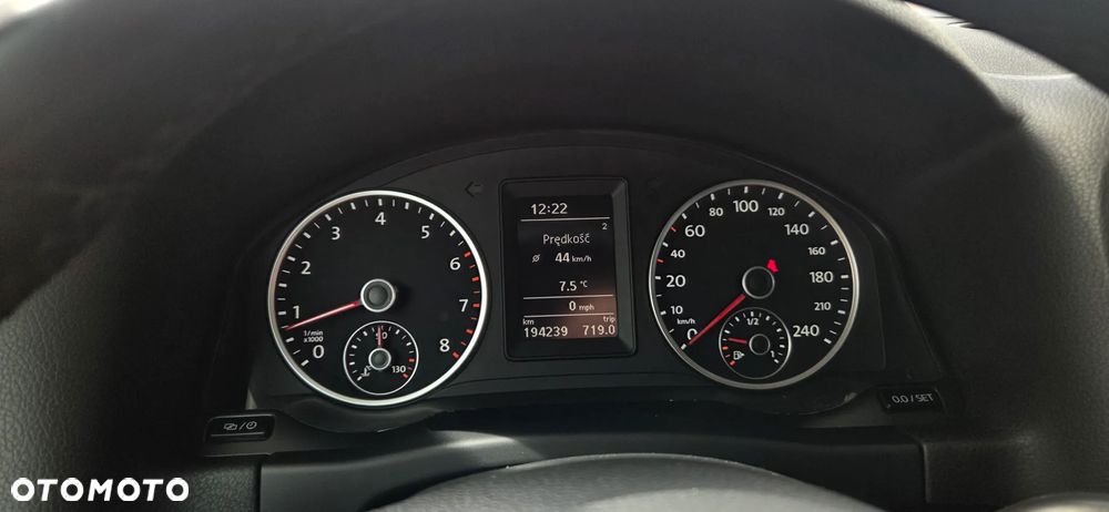 Volkswagen Tiguan - 22