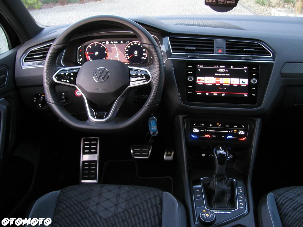 Volkswagen Tiguan 2.0 TDI SCR 4MotION DSG R-Line - 17