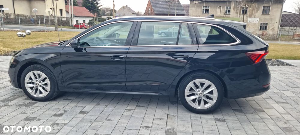 Skoda Octavia 2.0 TDI DSG Style - 33