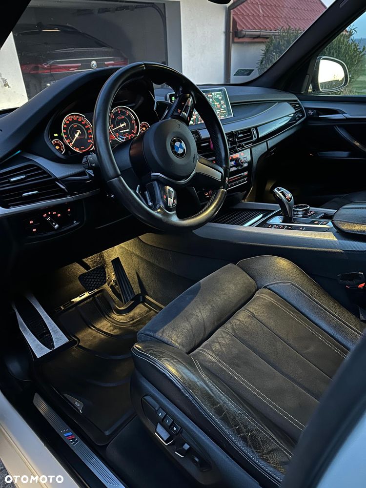 BMW X5 xDrive30d - 14