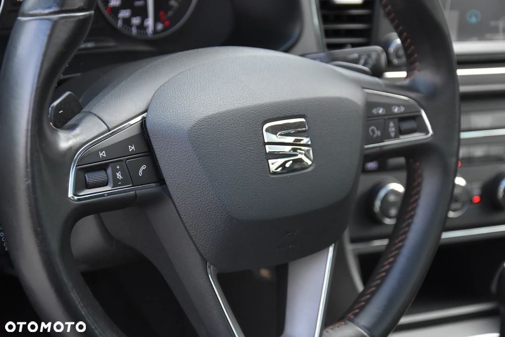 Seat Leon 2.0 TDI DPF Start&Stop DSG XCELLENCE - 27