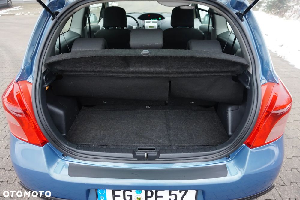 Toyota Yaris - 36