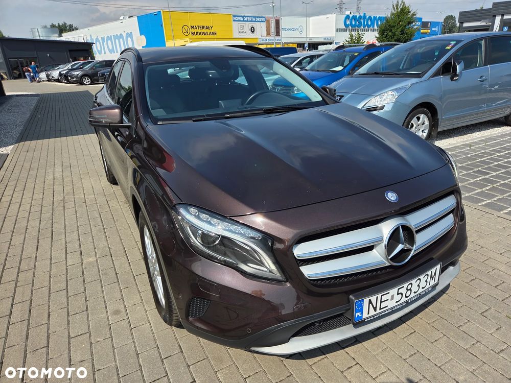 Mercedes-Benz GLA 200 7G-DCT Style - 2