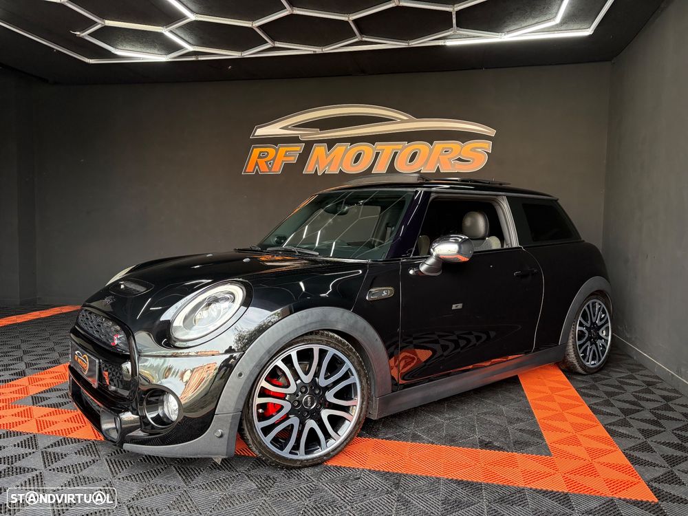 MINI 3 Portas Cooper SD Aut. - 18