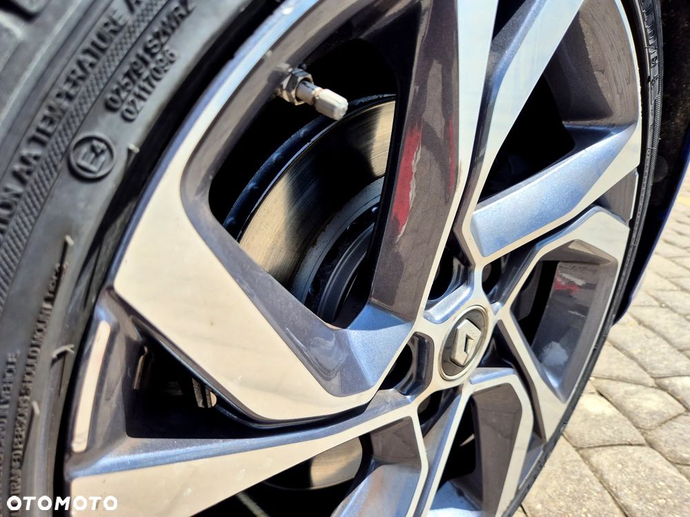 Renault Megane ENERGY TCe 205 EDC GT - 34