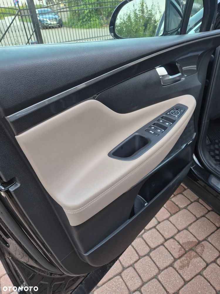 Hyundai Santa Fe - 10
