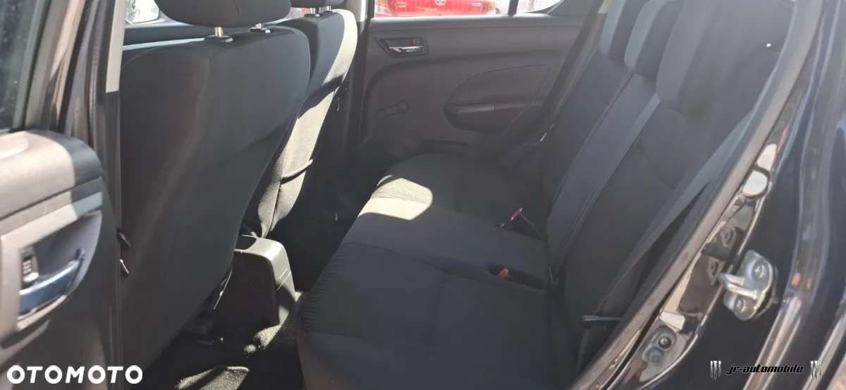 Suzuki Swift - 10