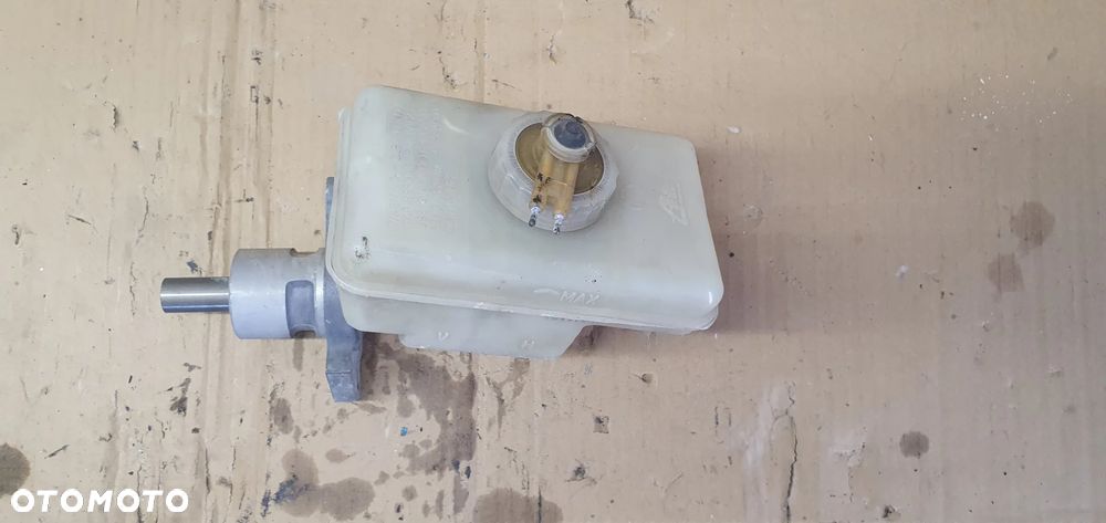 Pompa serwa hamulca zbiorniczek BMW 3 E36 1158940 - 2