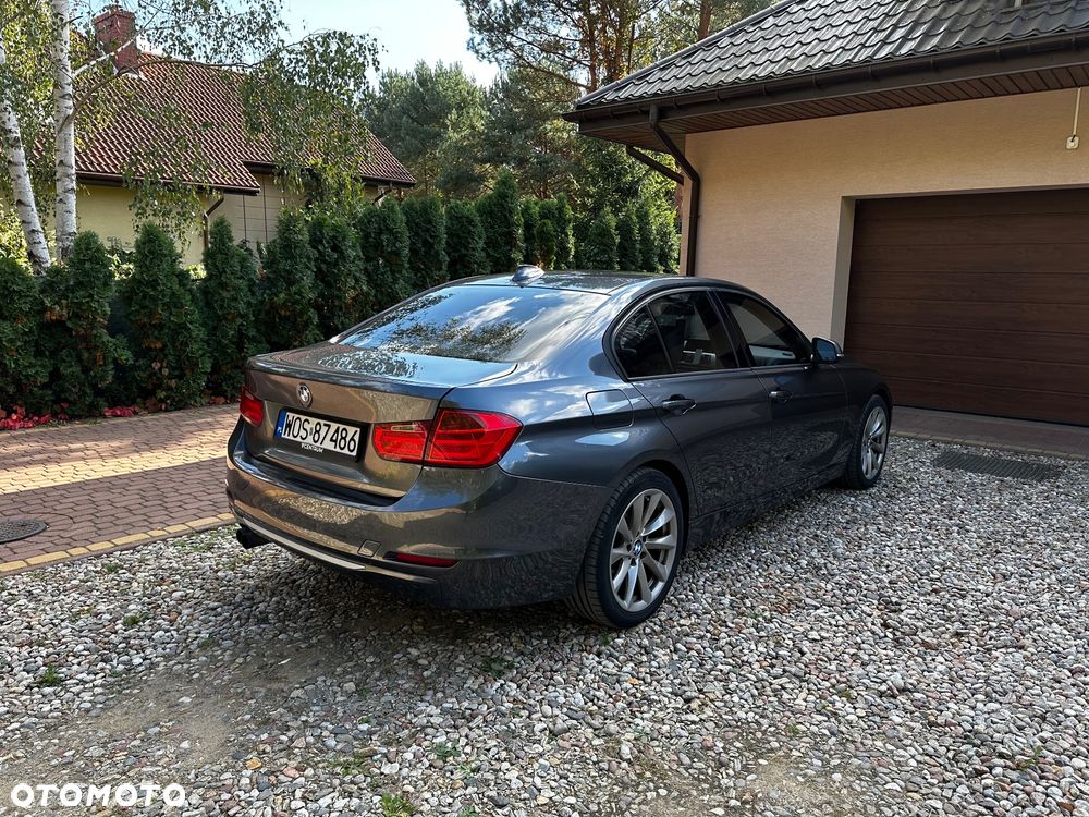 BMW Seria 3 328i Luxury Line - 5