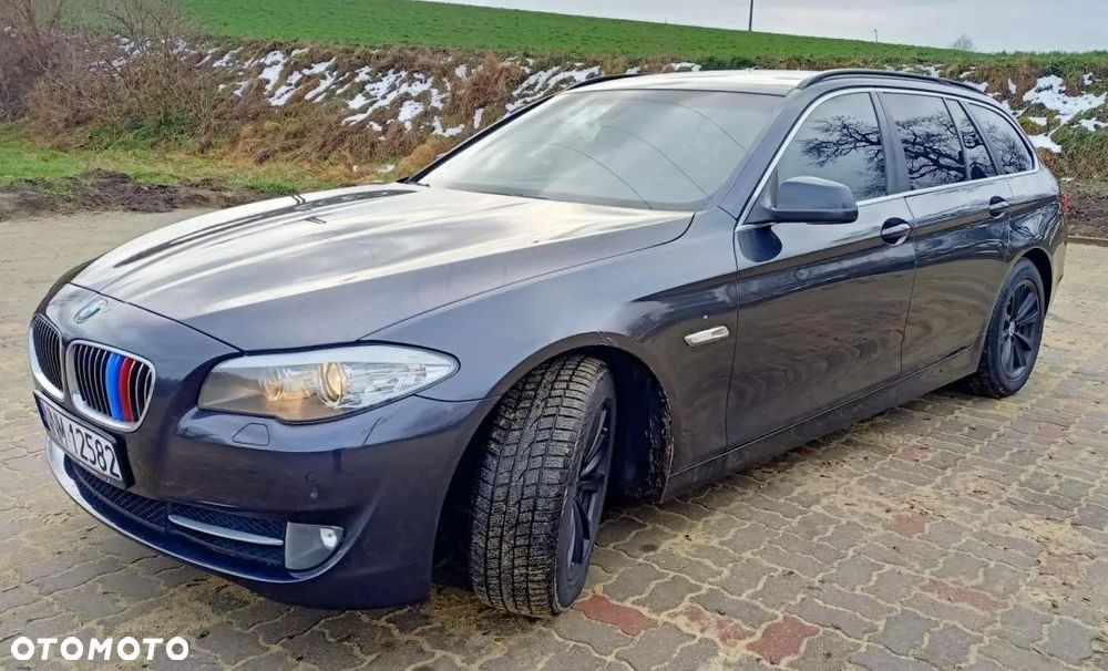BMW Seria 5 520d Touring - 4