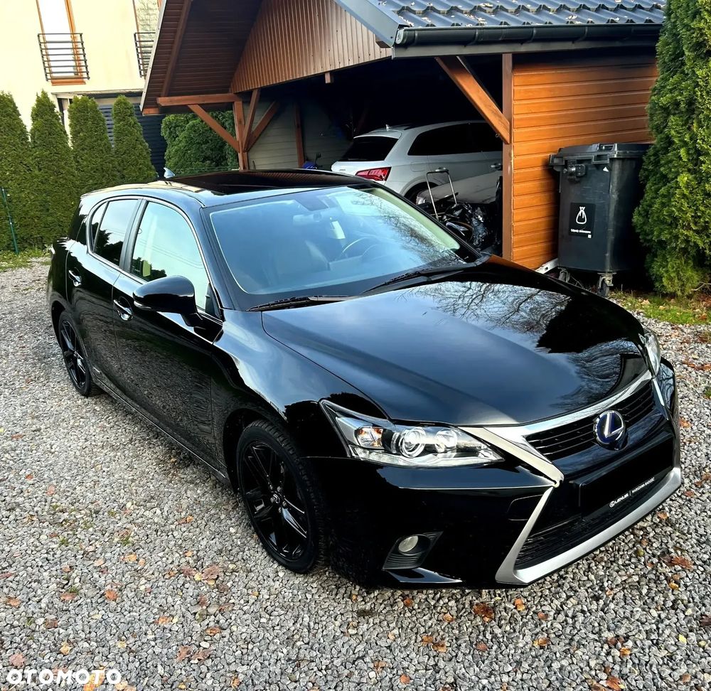 Lexus CT 200h Prestige - 2