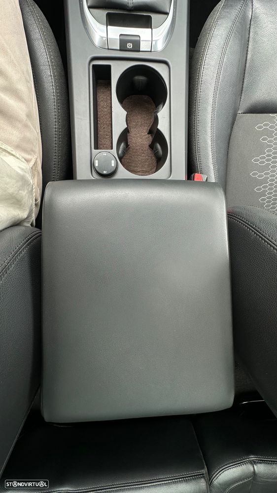 Land Rover Discovery Sport 2.0 TD4 SE - 54
