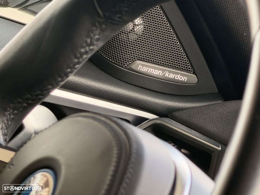 BMW i4 eDrive40 Pack Desportivo M — fotografia 9