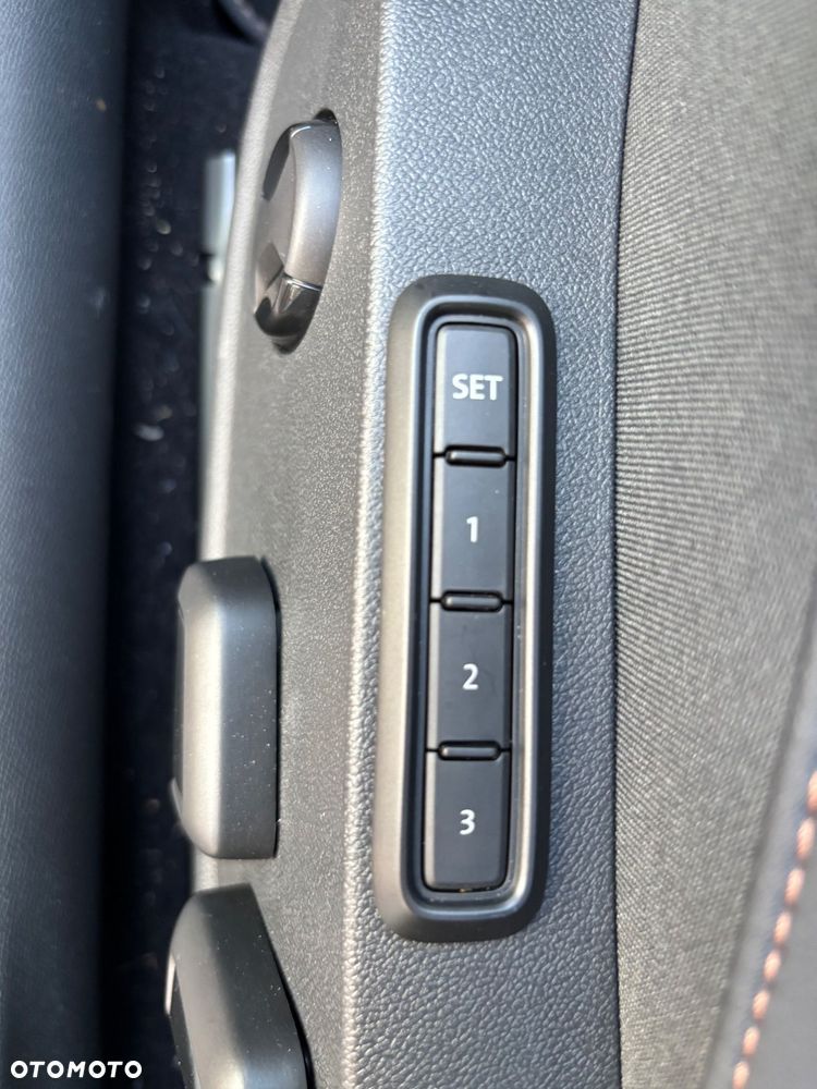 Cupra Formentor 1.5 eTSI mHEV DSG - 12