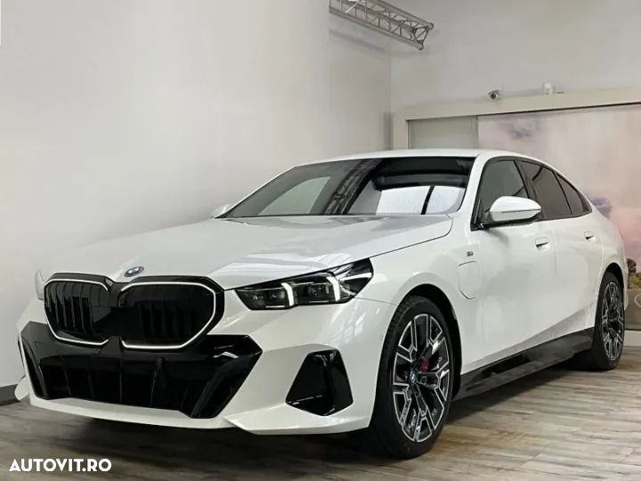 BMW Seria 5 550e xDrive AT PHEV - 1
