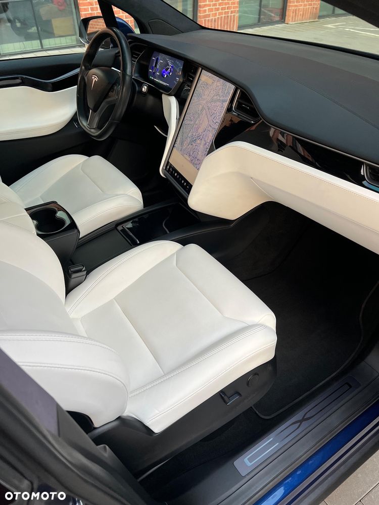 Tesla Model X P 100 D - 10