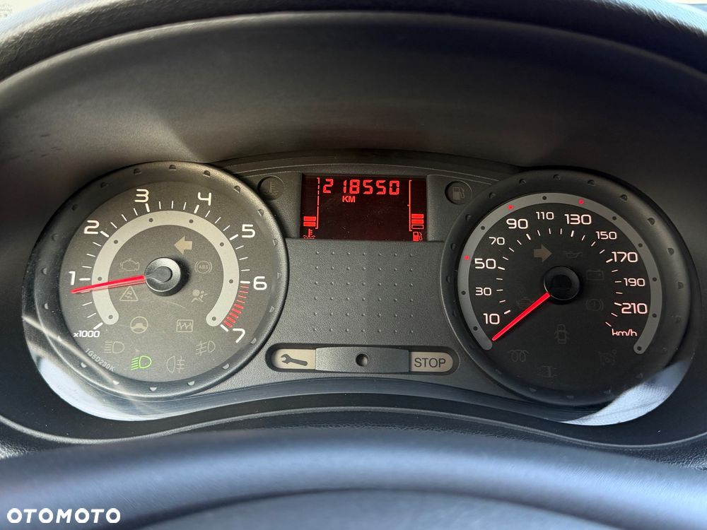 Renault Clio 1.2 16V All Inclusive - 12