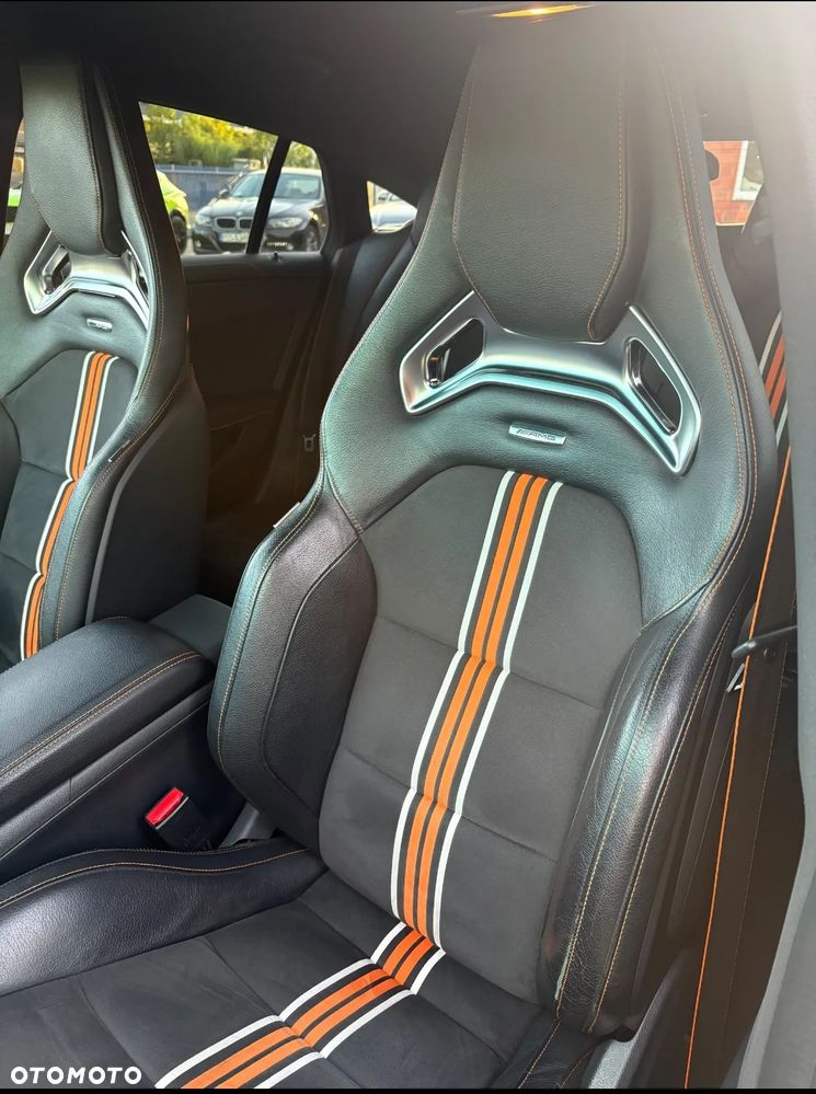 Mercedes-Benz CLA AMG 45 4-Matic - 20