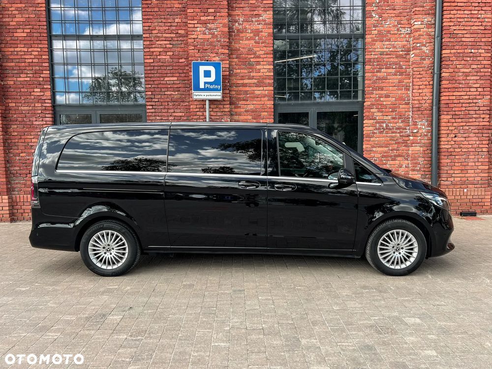 Mercedes-Benz Klasa V 300 d Extralang 4Matic 9G-TRONIC Avantgarde - 15