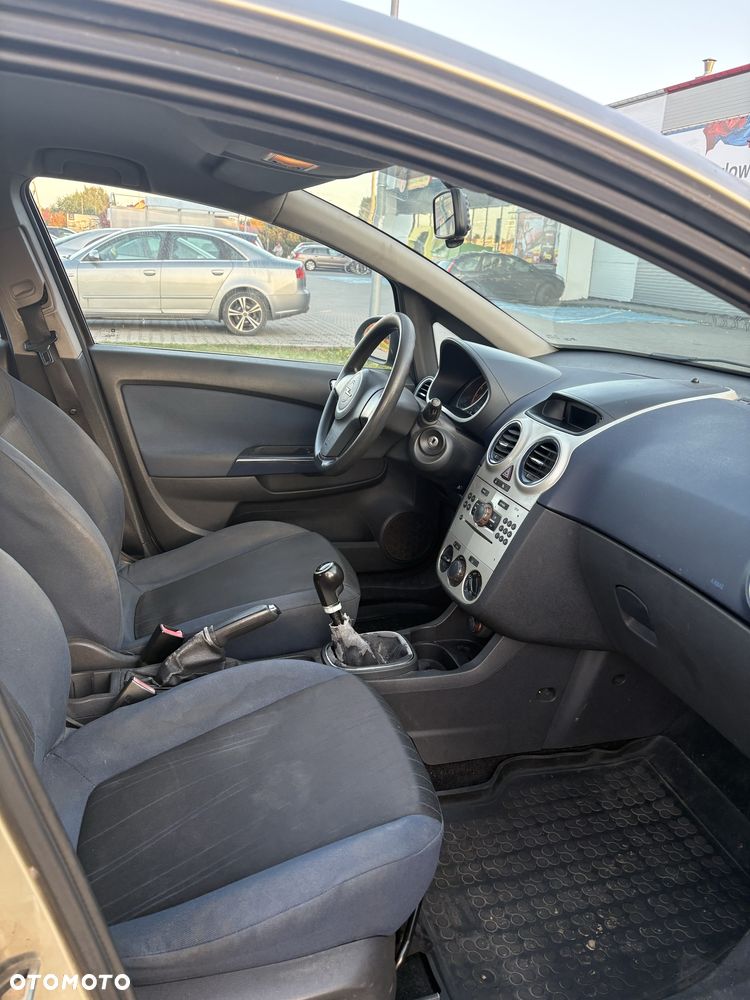 Opel Corsa - 6