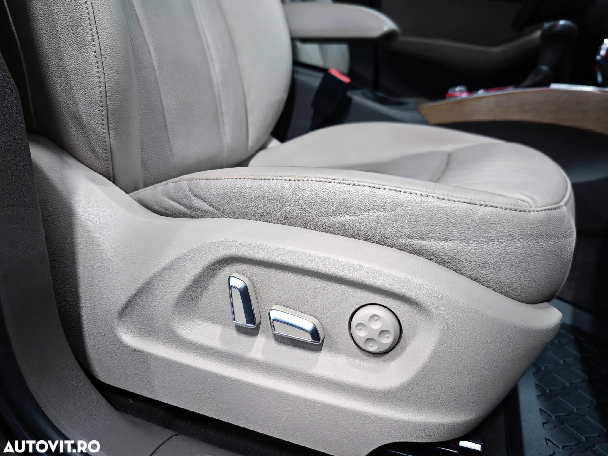 Audi Q5 2.0 TDI Quattro S tronic - 11