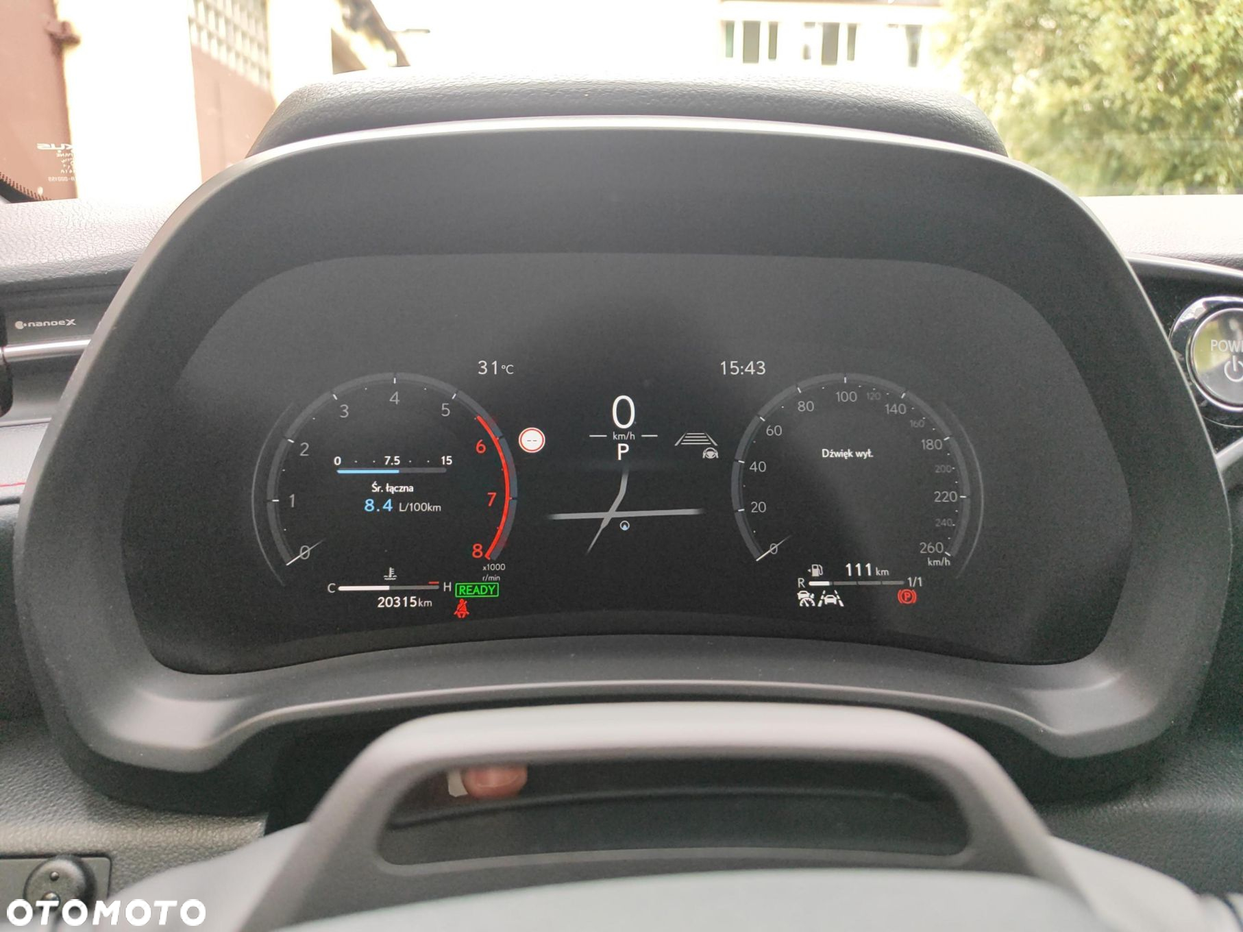 Lexus LBX 1.5 Hybrid Emotion - 11
