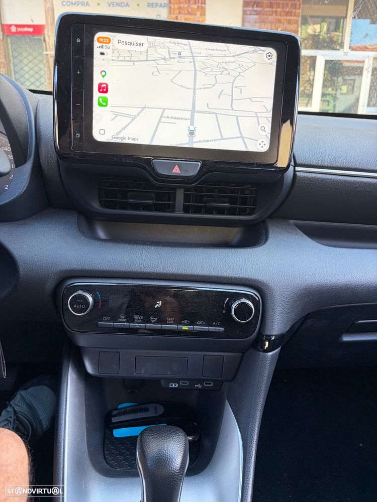 Toyota Yaris 1.5 HDF Comfort - 9