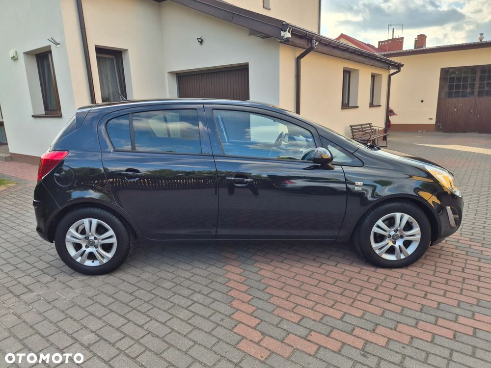 Opel Corsa 1.4 16V Automatik Selection - 9