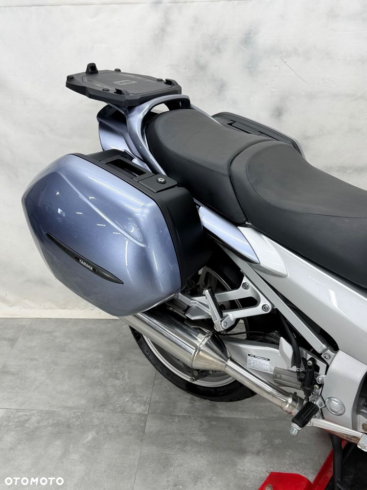 Yamaha FJR - 18
