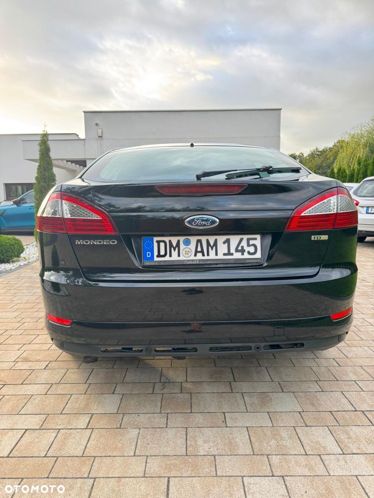 Ford Mondeo 2.0 TDCi Black Magic - 9
