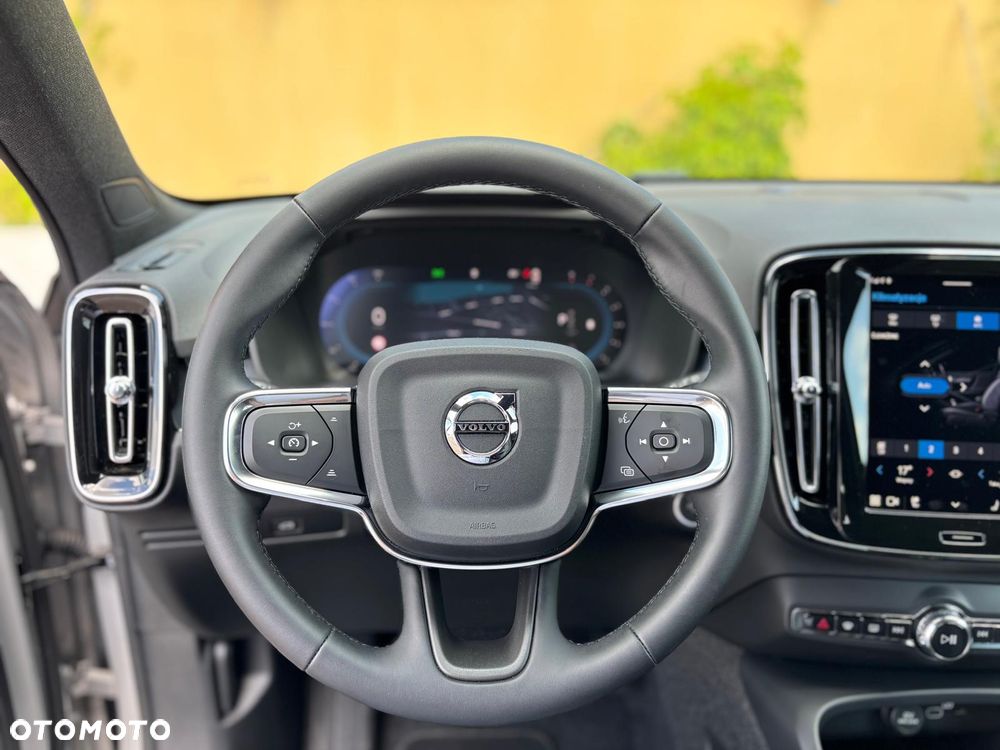 Volvo XC 40 B3 Core - 21