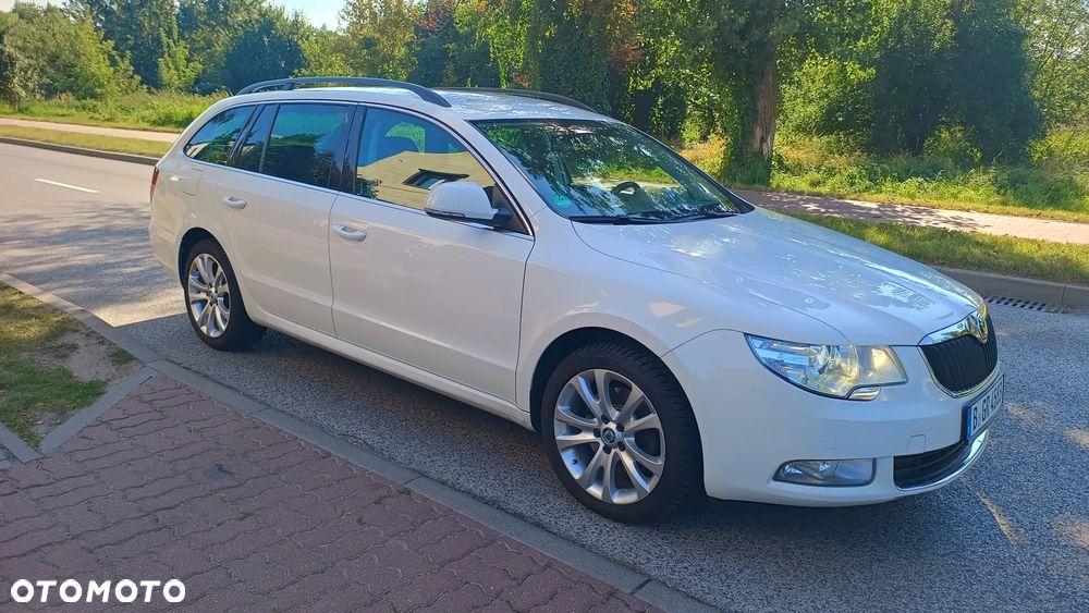 Skoda Superb Combi 2.0 TDI Comfort - 2