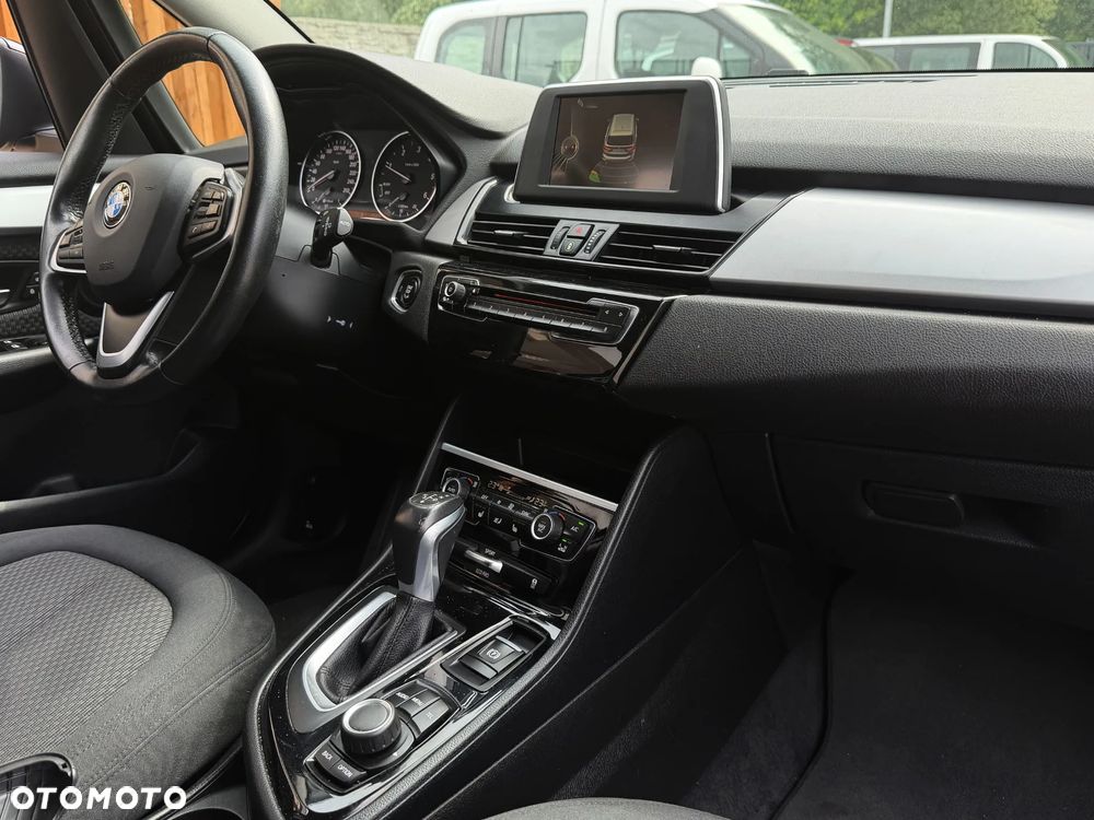 BMW Seria 2 218d Sport-Aut Sport Line - 15