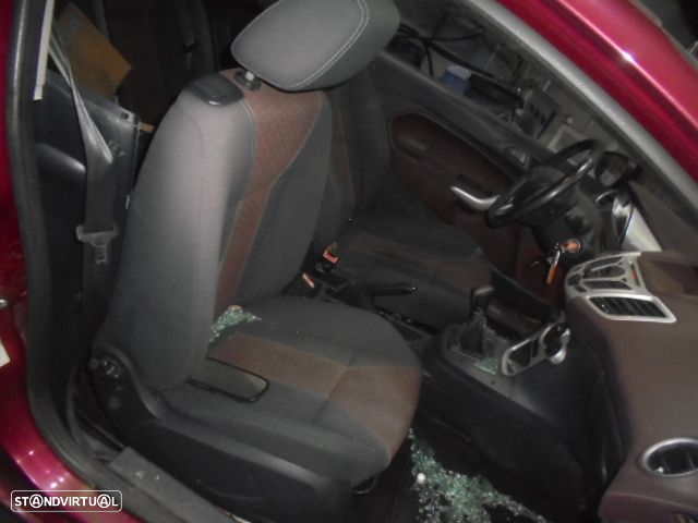 Carro MOT: SNJA SNJB CXVEL :8AGR700CA  TTFLO FORD FIESTA 6 2009 1.25 852CV 3P VERMELHO GASOLINA - 4
