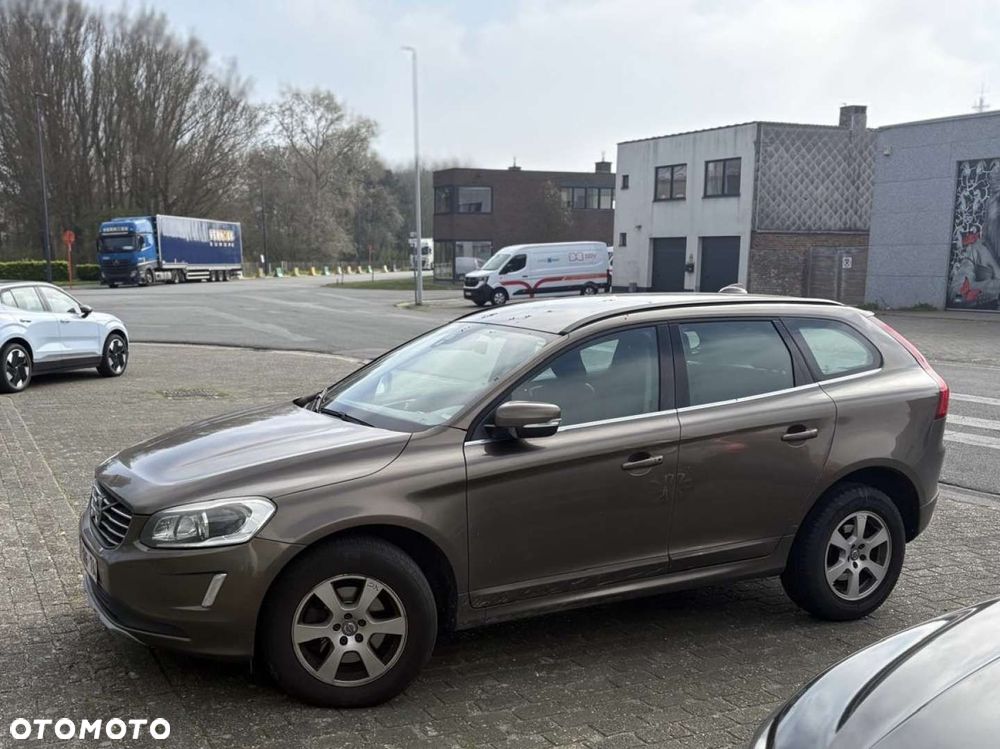 Volvo XC 60 D3 Geartronic Momentum - 1