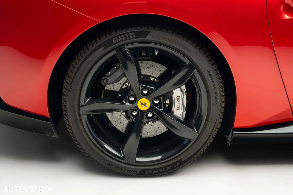 Ferrari Portofino - 18