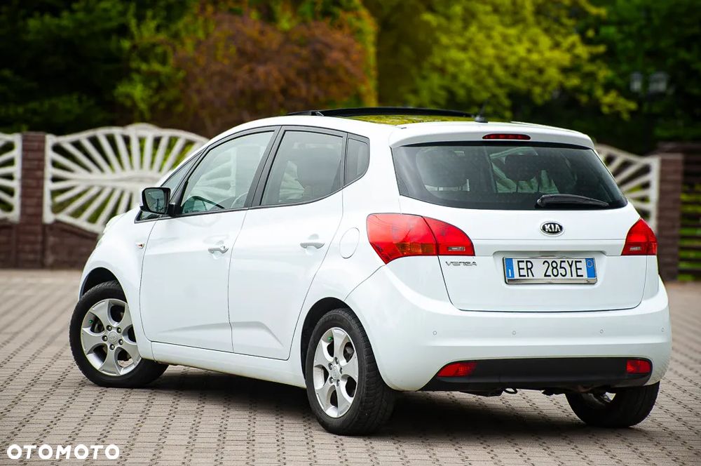 Kia Venga 1.4 S - 16