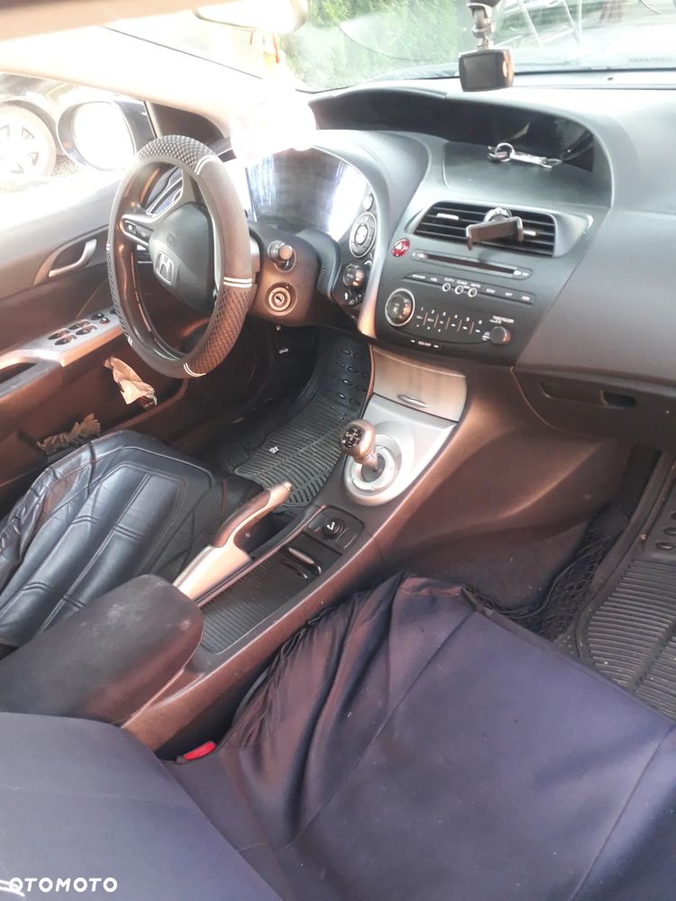 Honda Civic - 9