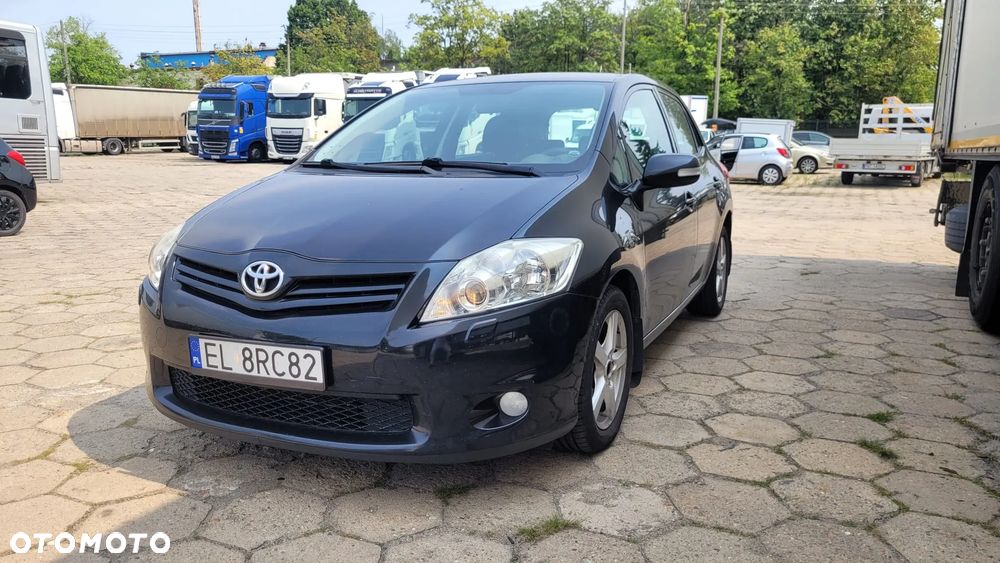 Toyota Auris 1.4 D-4D Premium MM - 28