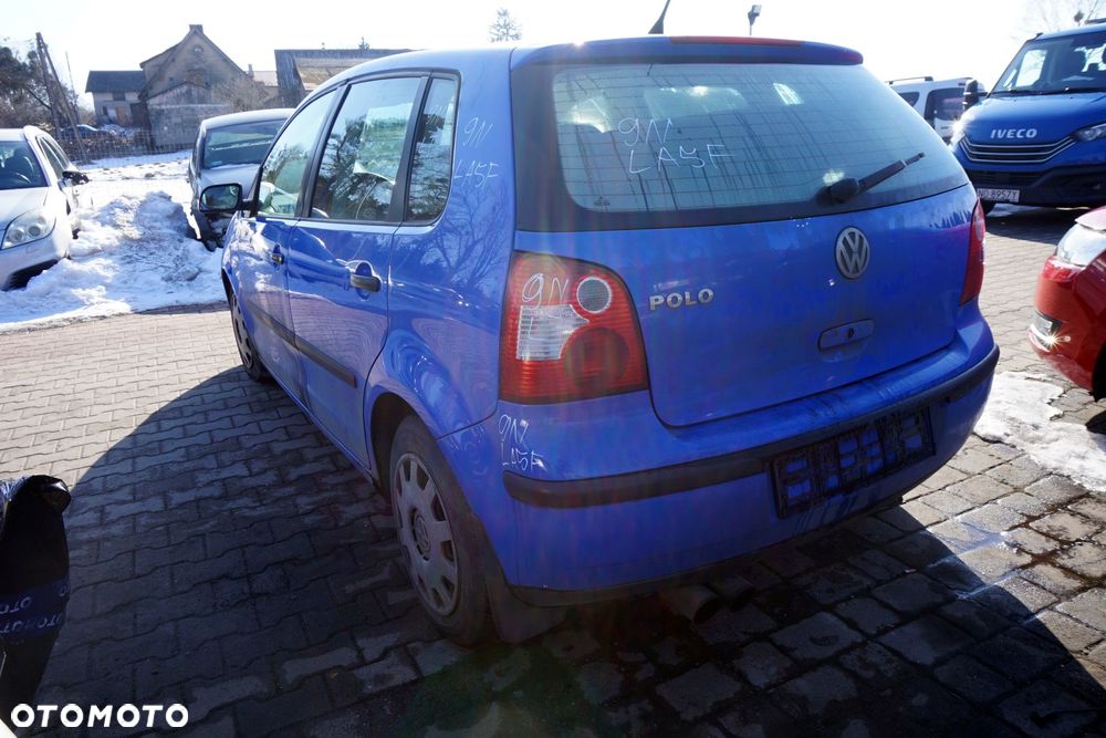 VOLKSWAGEN POLO IV 9N 5D HB 2003 LA5F 1.2 12V AWY 54KM GER NIEBIESKI na części - 3