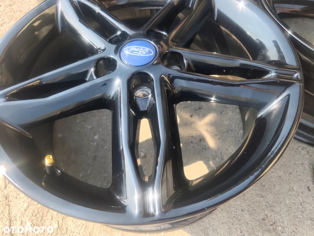 5x108 Felgi Aluminiowe Alufelgi Oryginalne Oryginał 17 Koła FORD SMAX GALAXY II 2 MONDEO MK3 MK4 MK5 CMAX KUGA FOCUS VOLVO S40 V40 C30 V50 V60 S60 S-max C-max Legnica ALU-RAD Czarne - 6