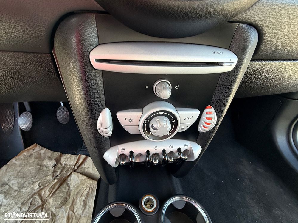 MINI Clubman Cooper D - 9