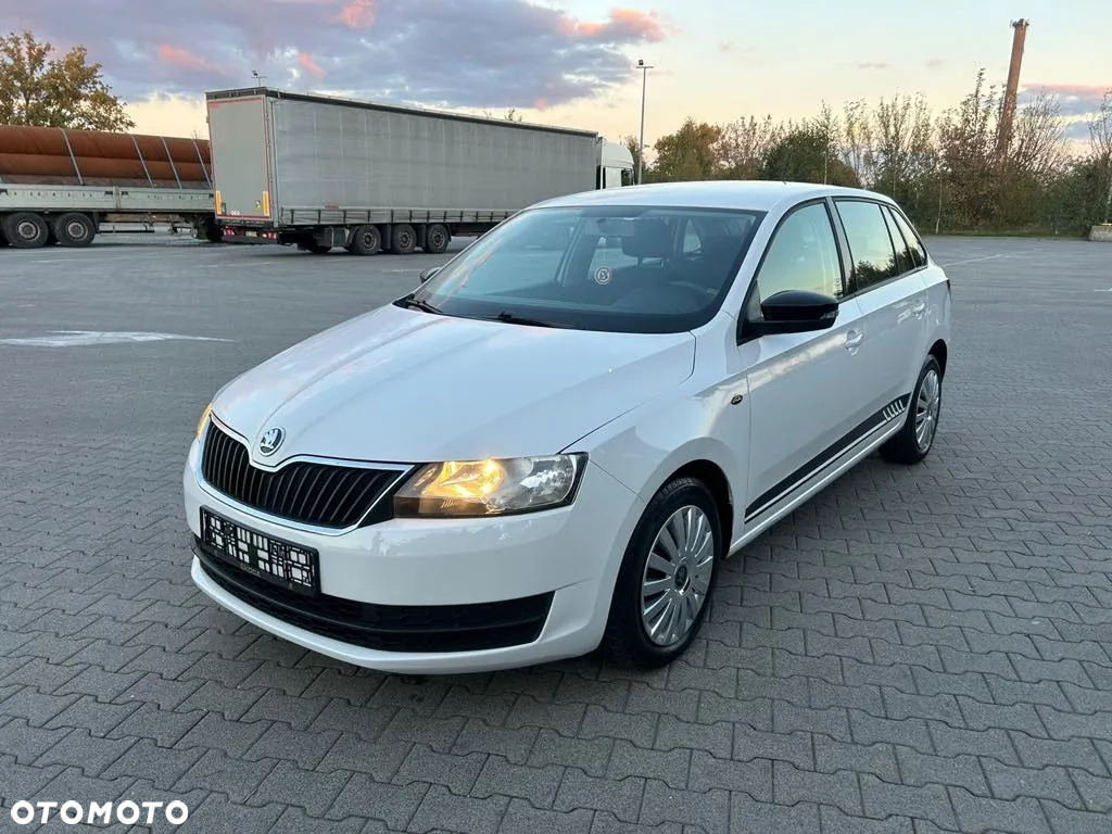 Skoda RAPID 1.2 TSI Ambition - 19