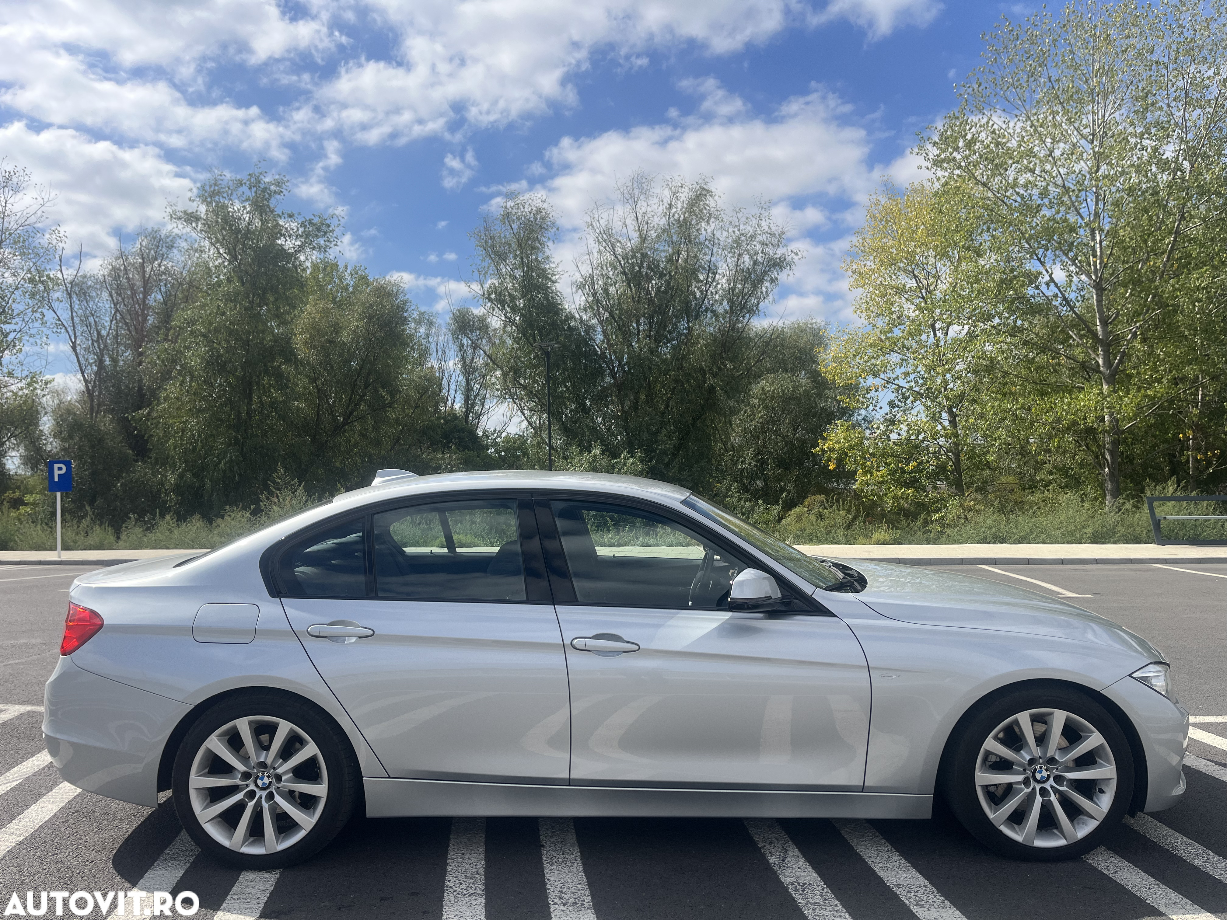 BMW Seria 3 328i Aut. Luxury Line - 5