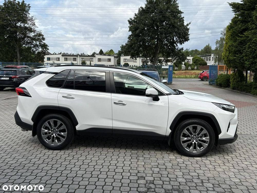 Toyota RAV4 - 5