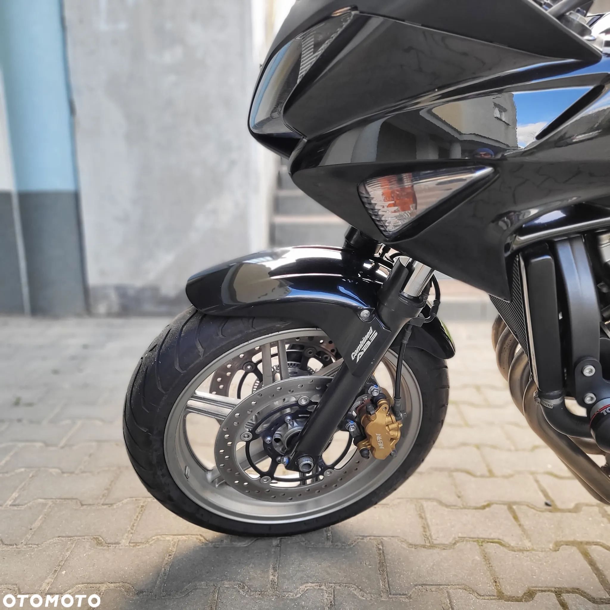 Honda CBF - 8