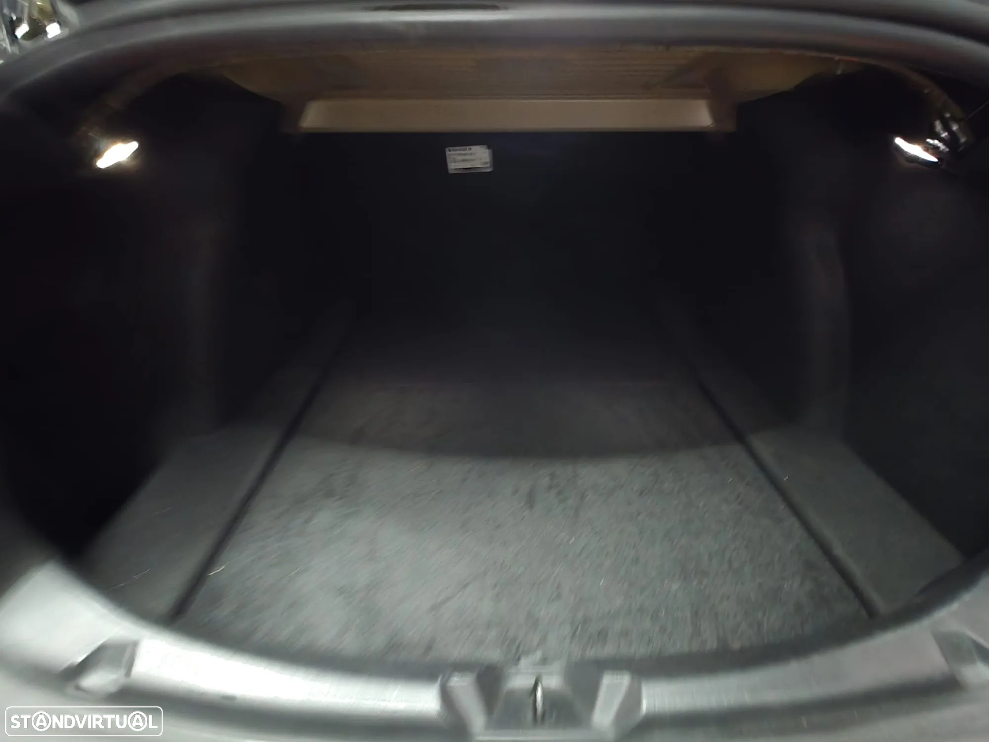 Tesla Model 3 Long-Range Dual Motor AWD - 23