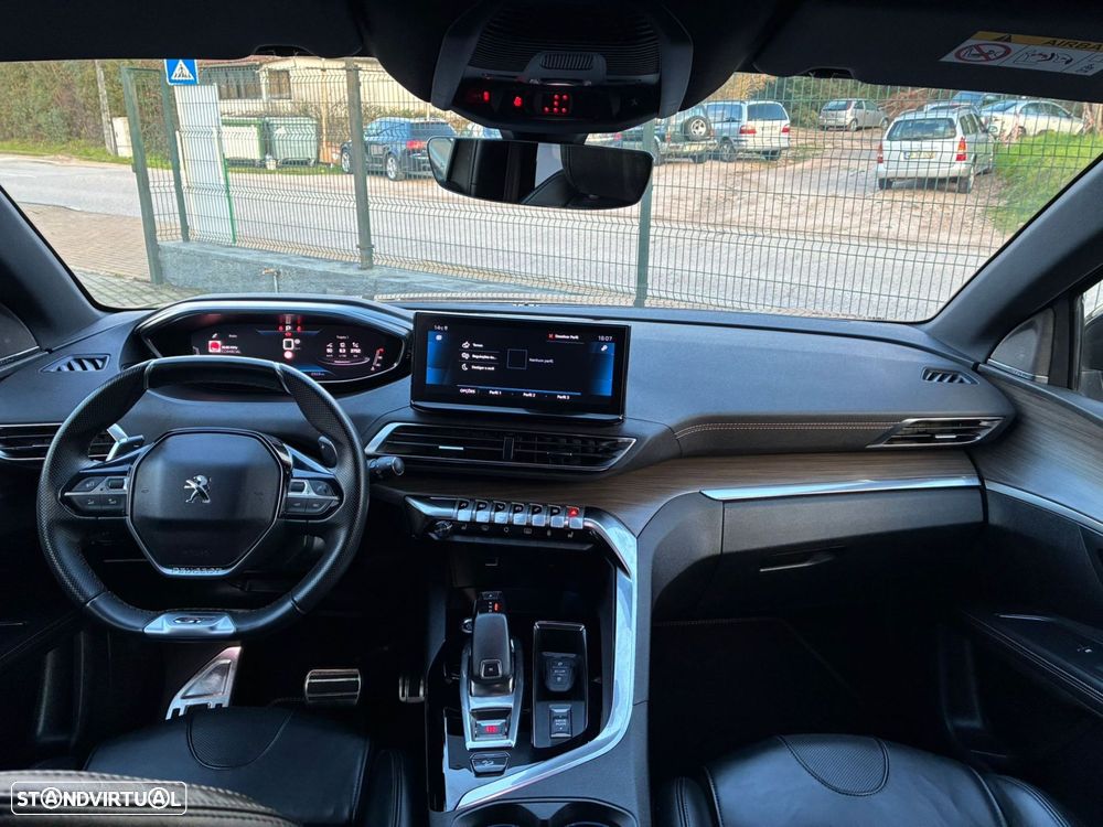 Peugeot 5008 1.5 BlueHDi GT EAT8 - 22