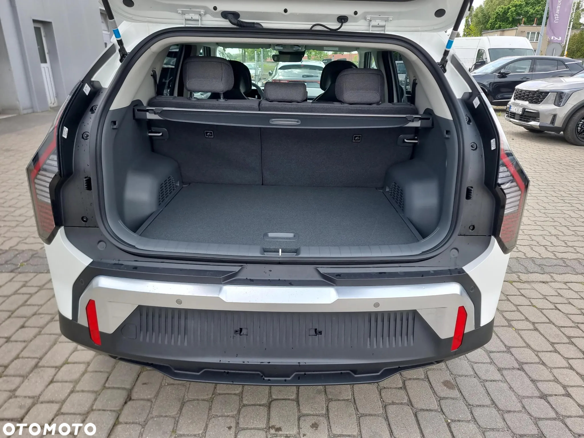 Kia EV3 58.3kWh Earth - 11