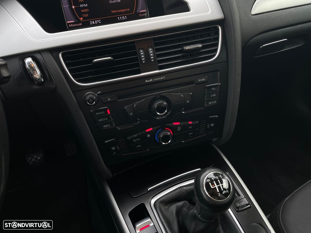 Audi A4 2.0 TDI DPF Ambition - 26